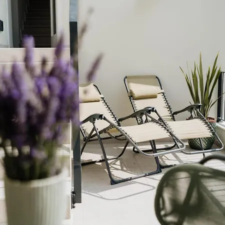 Sea & Olive Apartment